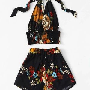 Dark Blue Boho flower around the neck top and shorts L